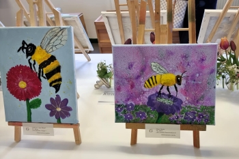 Kunstschule Züleyha Mau – alles Liebe für die Bienen!